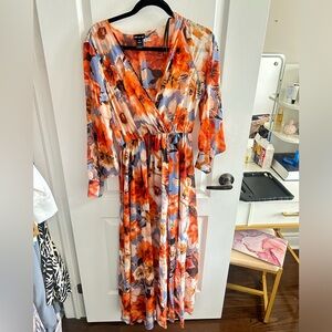 Floral summer dress only worn a few times in amazing condition